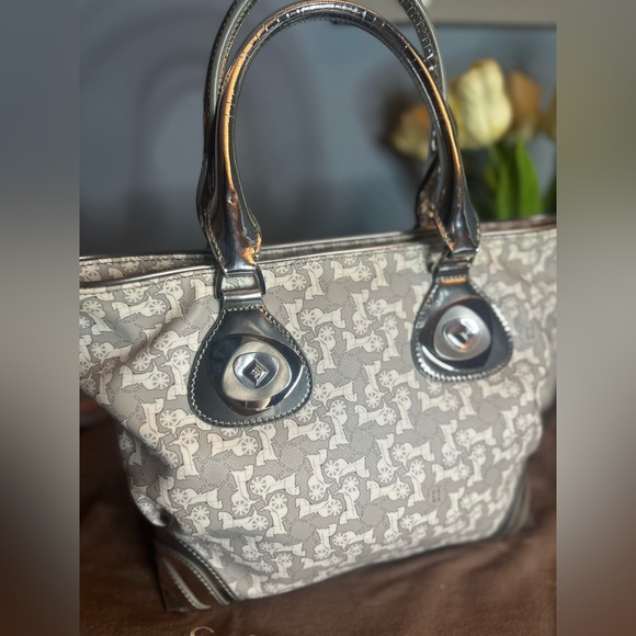 Celine Horse Carriage PVC Handbag - Picture 2 of 14